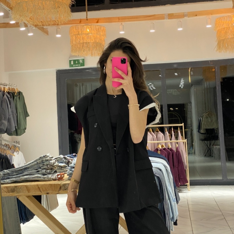 Siyah Oversize Kolsuz Yelek