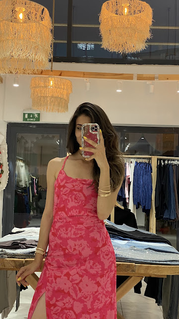 Pembe Desenli Elbise