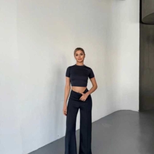 Antrasit Crop Tişört & Bol Paça Pantolon Takım